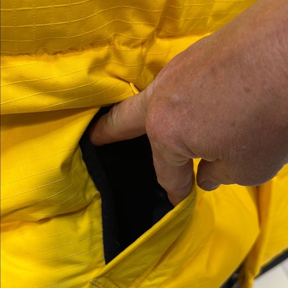 RARE, Ferrari, Yellow, Goose Down, Sleeveless Puffer Vest for Men, Size XXL - Picture 6 of 12